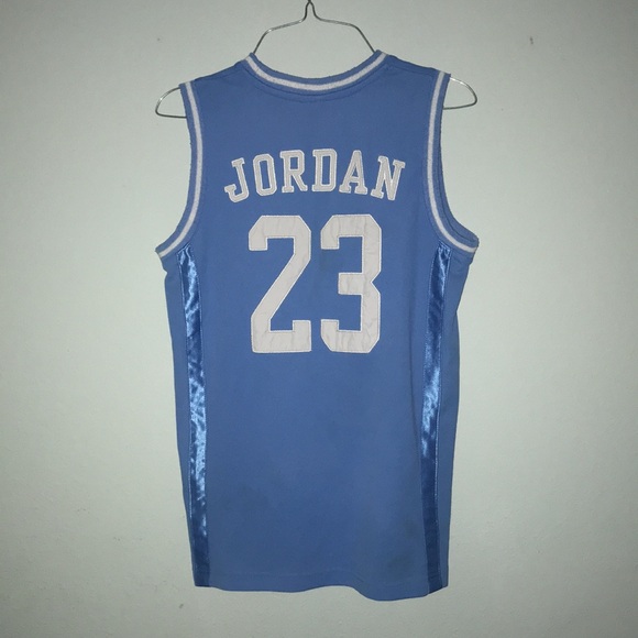 Michael Jordan Jersey - Picture 2 of 2